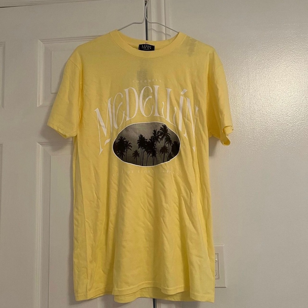BOOHOOMAN graphic tee